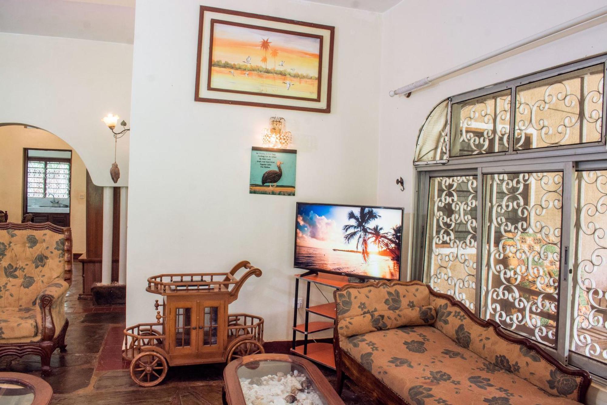 Kijani Cottages In Diani Diani Beach Exteriör bild