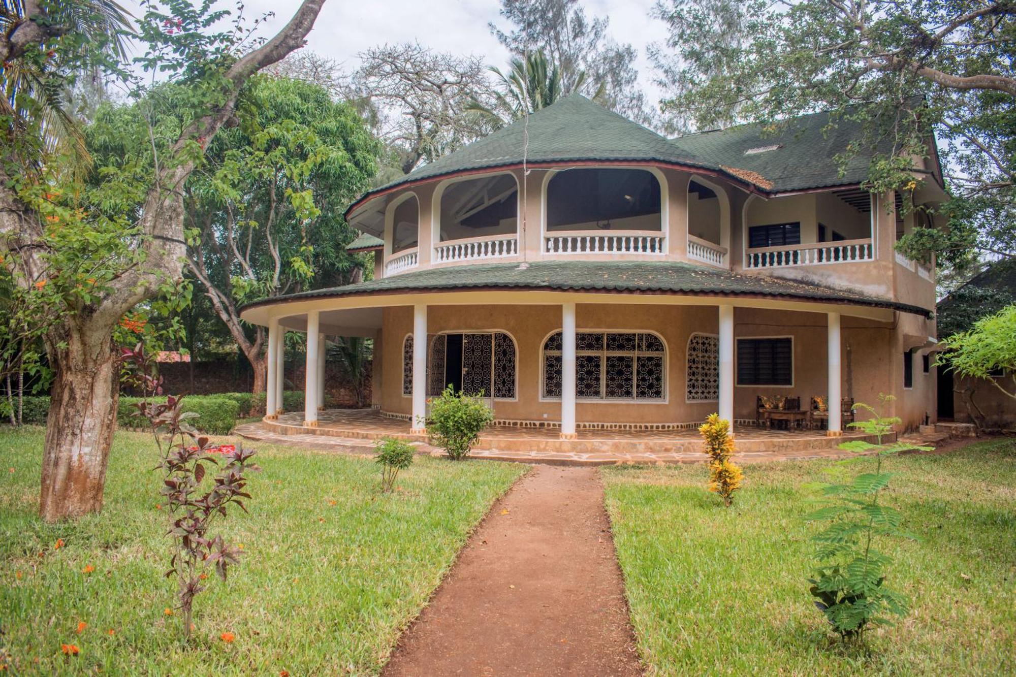Kijani Cottages In Diani Diani Beach Exteriör bild