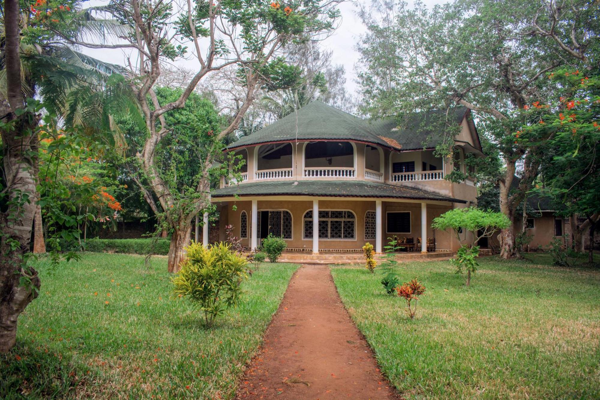 Kijani Cottages In Diani Diani Beach Exteriör bild