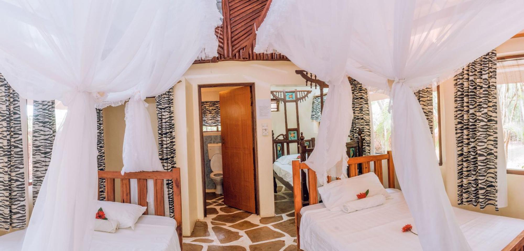 Kijani Cottages In Diani Diani Beach Exteriör bild