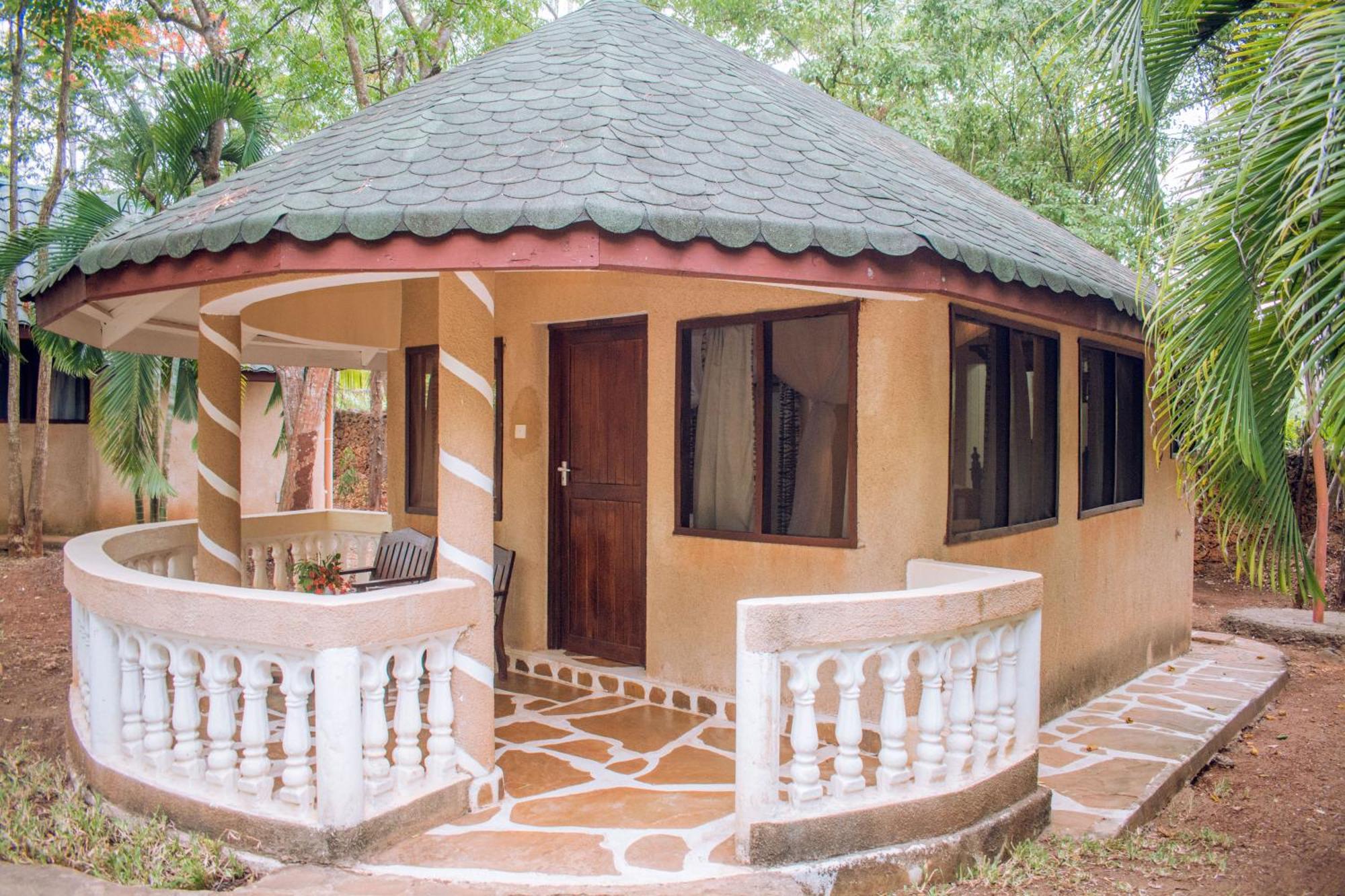 Kijani Cottages In Diani Diani Beach Exteriör bild